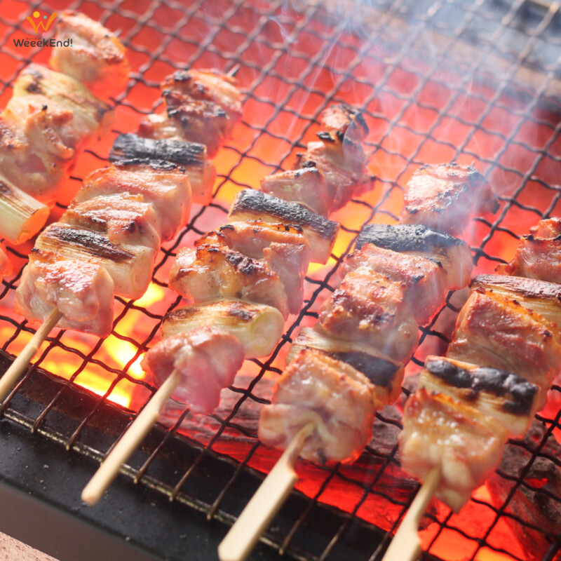 オンライン｜[焼き鳥セットが自宅に届く]名古屋コーチンで焼き鳥作り体験 | 親子体験ならウィーケン！